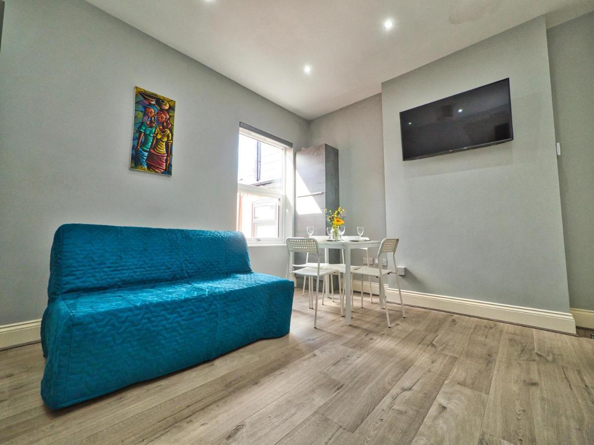 Stunning Property Fully Refurbished Birmingham Eksteriør billede